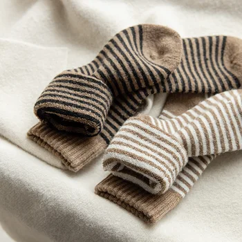 Осенне-зимние новые носки, махровые простые полосатые чулки средней длины, женские модные носки теплого кофейного цвета
